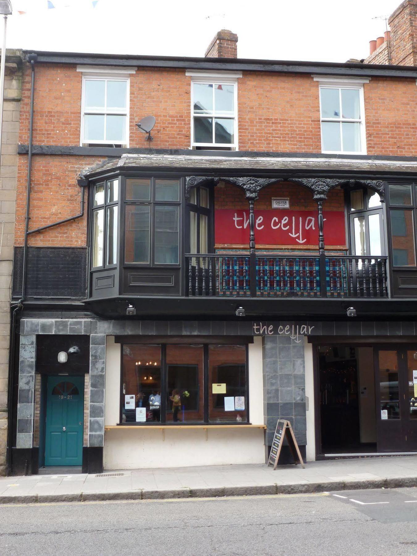 Base Serviced Apartments - City Road Chester Exteriör bild