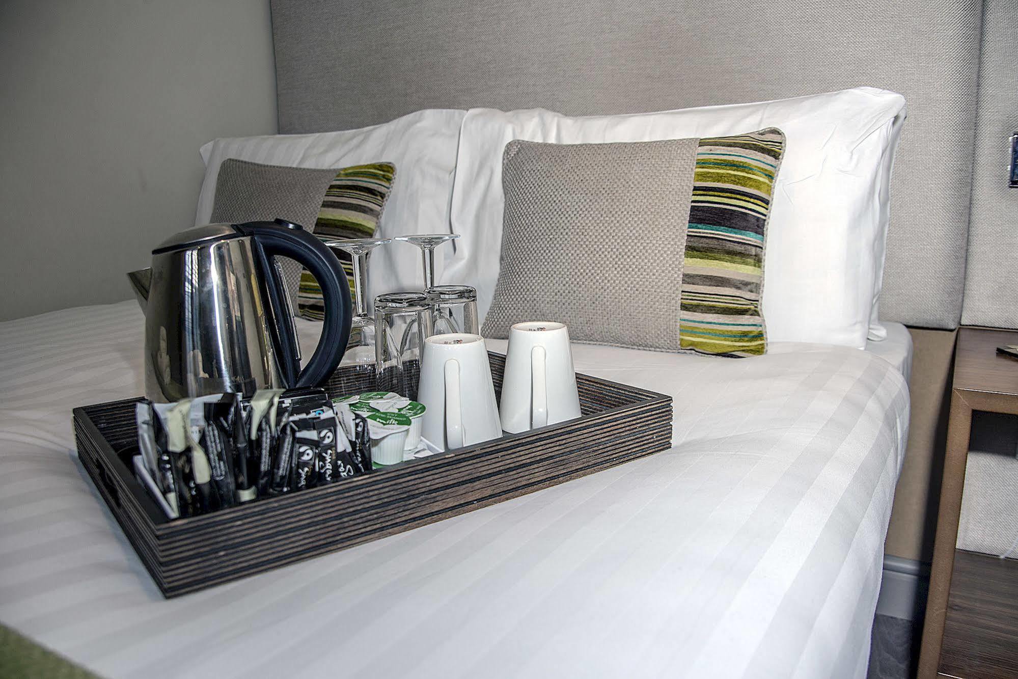 Base Serviced Apartments - City Road Chester Exteriör bild