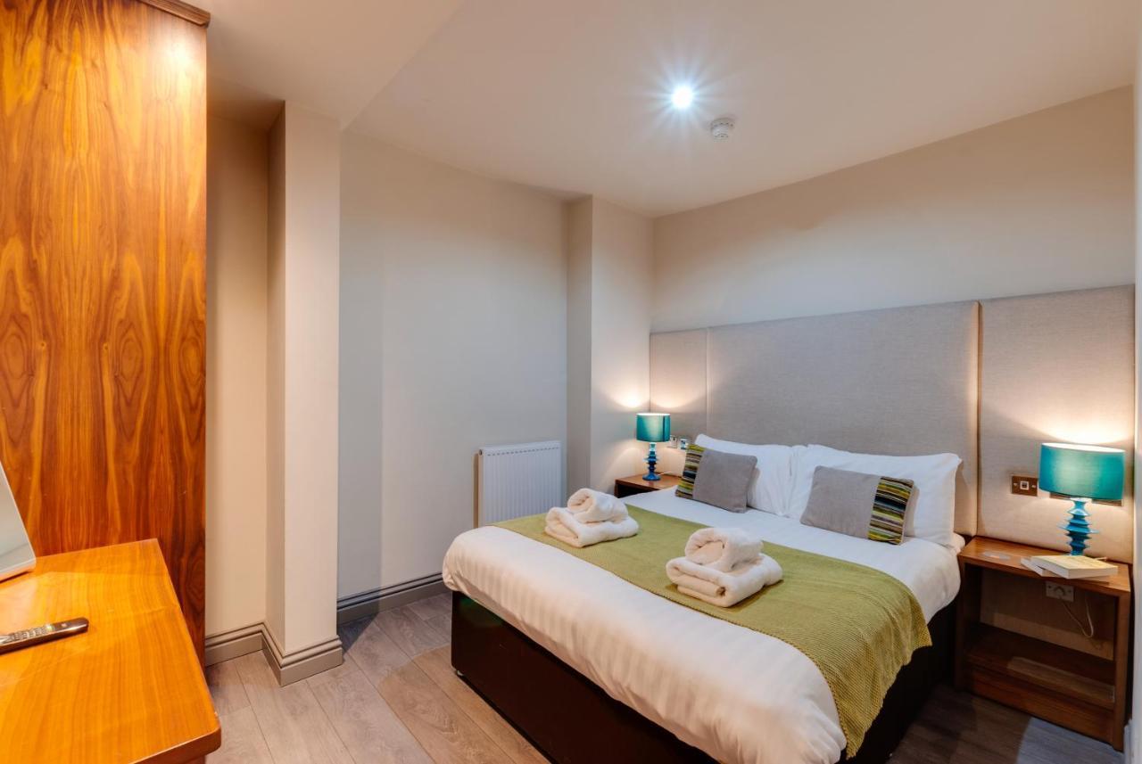 Base Serviced Apartments - City Road Chester Exteriör bild